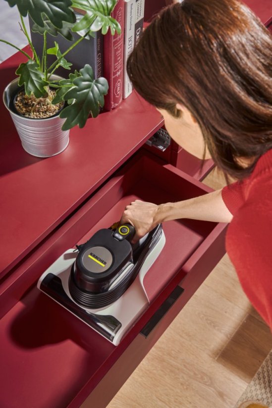 ANTIBAKTERIÁLNÍ VYSAVAČ VCH 4 UVCLEAN