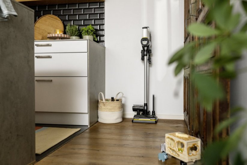 AKU TYČOVÝ VYSAVAČ VC 6 CORDLESS OURFAMILY EXTRA
