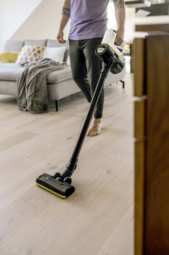 AKU TYČOVÝ VYSAVAČ VC 4 CORDLESS MYHOME