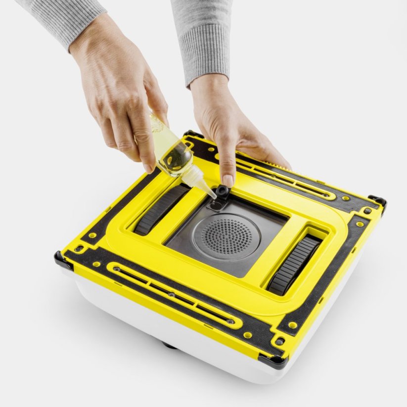OKENNÍ ROBOTICKÝ VYSAVAČ RCW 4