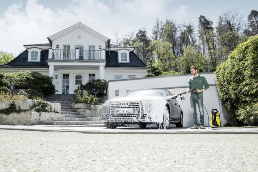 Silný pěnový čistič na automobily 3 v 1 RM 615, 1 l